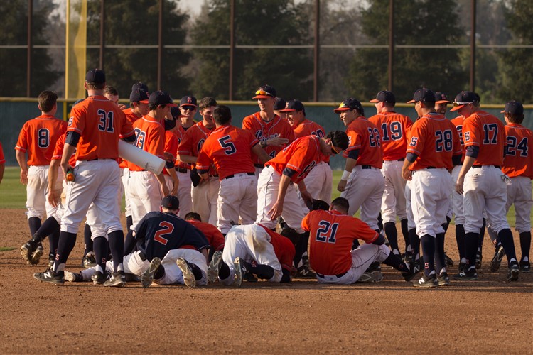 Giants seal series win with a walk-off
