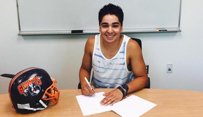 Alvarez commits to Midland