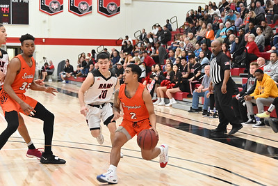 Giants close regular season with home games vs. Porterville, West Hills-Lemoore