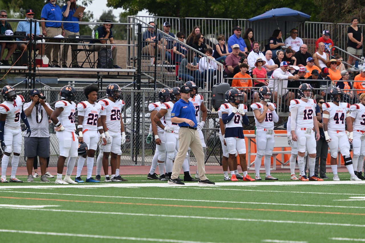 The Giants in a game earlier in the season. (Photo by Norma Foster)
