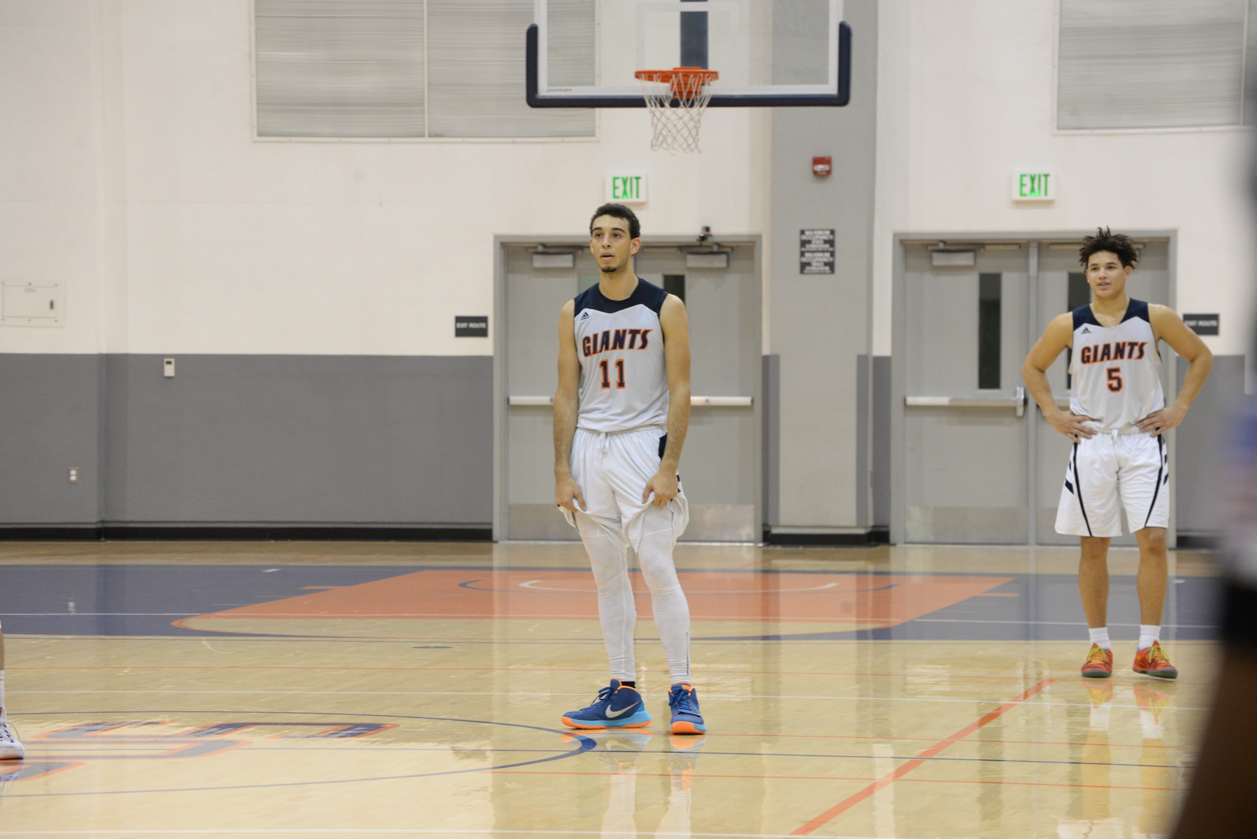 Giants fall on the road to Reedley