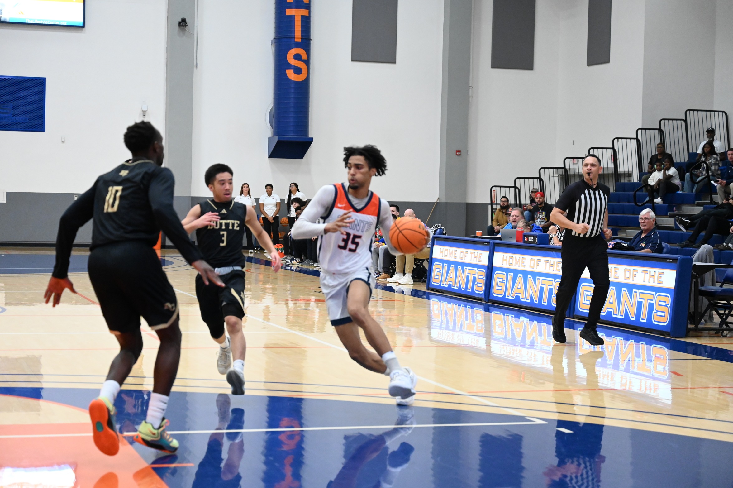 College of the Sequoias' Jamaal Phatty (35) in the game versus Butte College on December 20, 2025. (Norma Foster / COS Athletics)