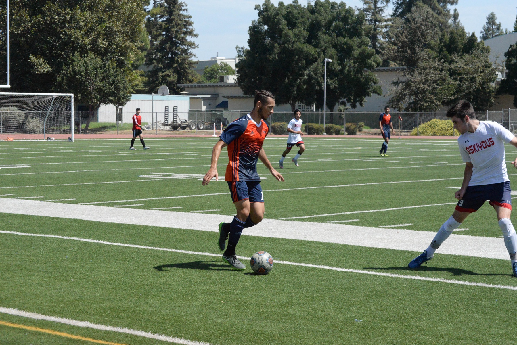 Giants extend winning streak to three matches