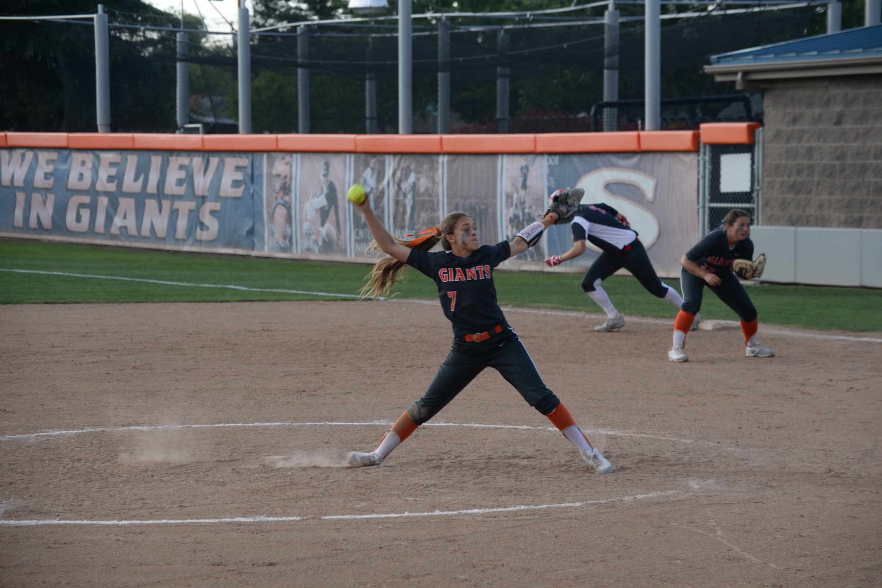 Giants split doubleheader against Fresno City