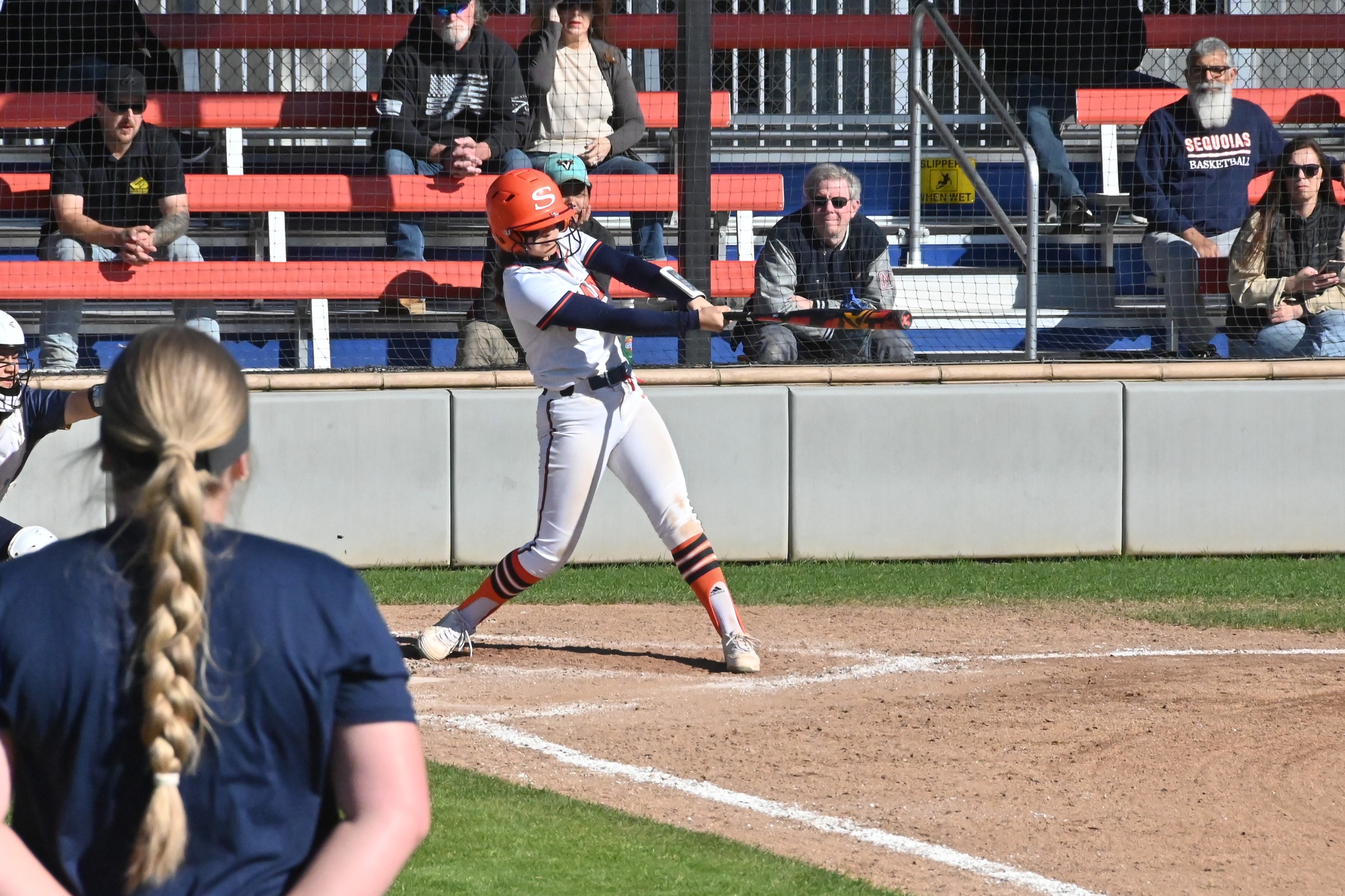 Giants go 2-0 in their doubleheader; begin CVC play