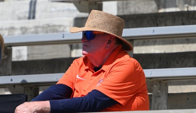 Internationally renowned track and field coach Bob Fraley passes after building Giants' pole-vaulting program