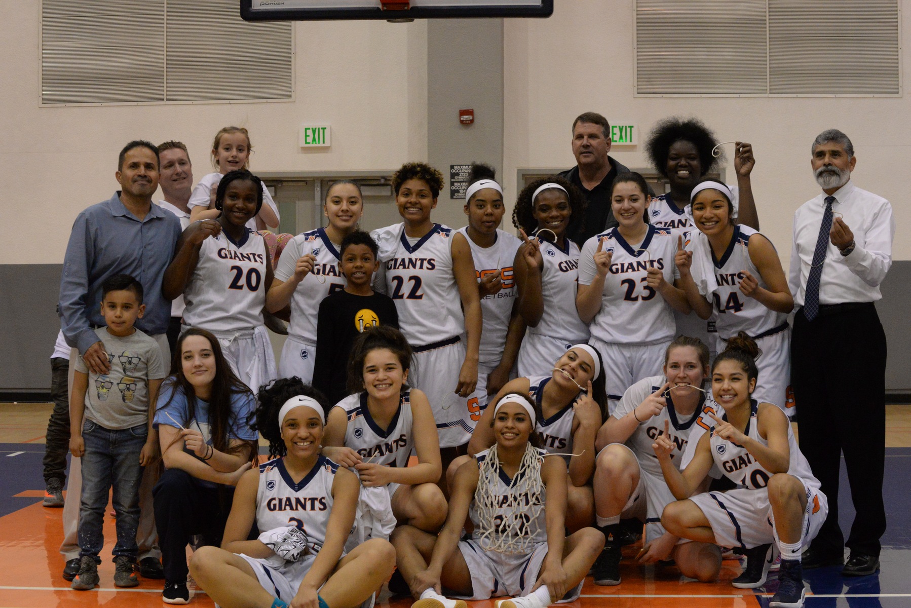 No. 6 Giants take Central Valley Conference Title