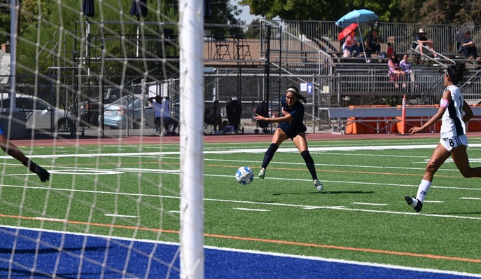 Giants women's soccer looks to duplicate playoff season
