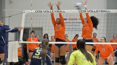 Giants forge tie for conference lead