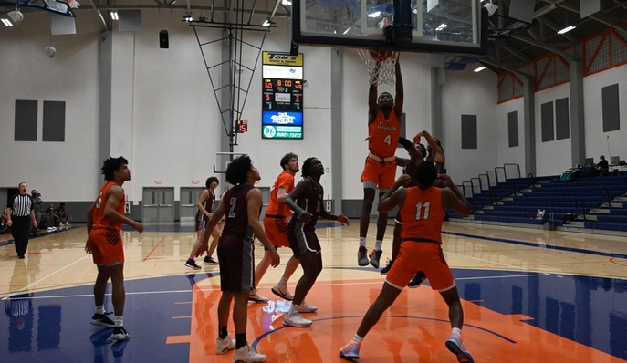 Sequoias men's basketball moves to 4-0 with sweep of Antelope Valley