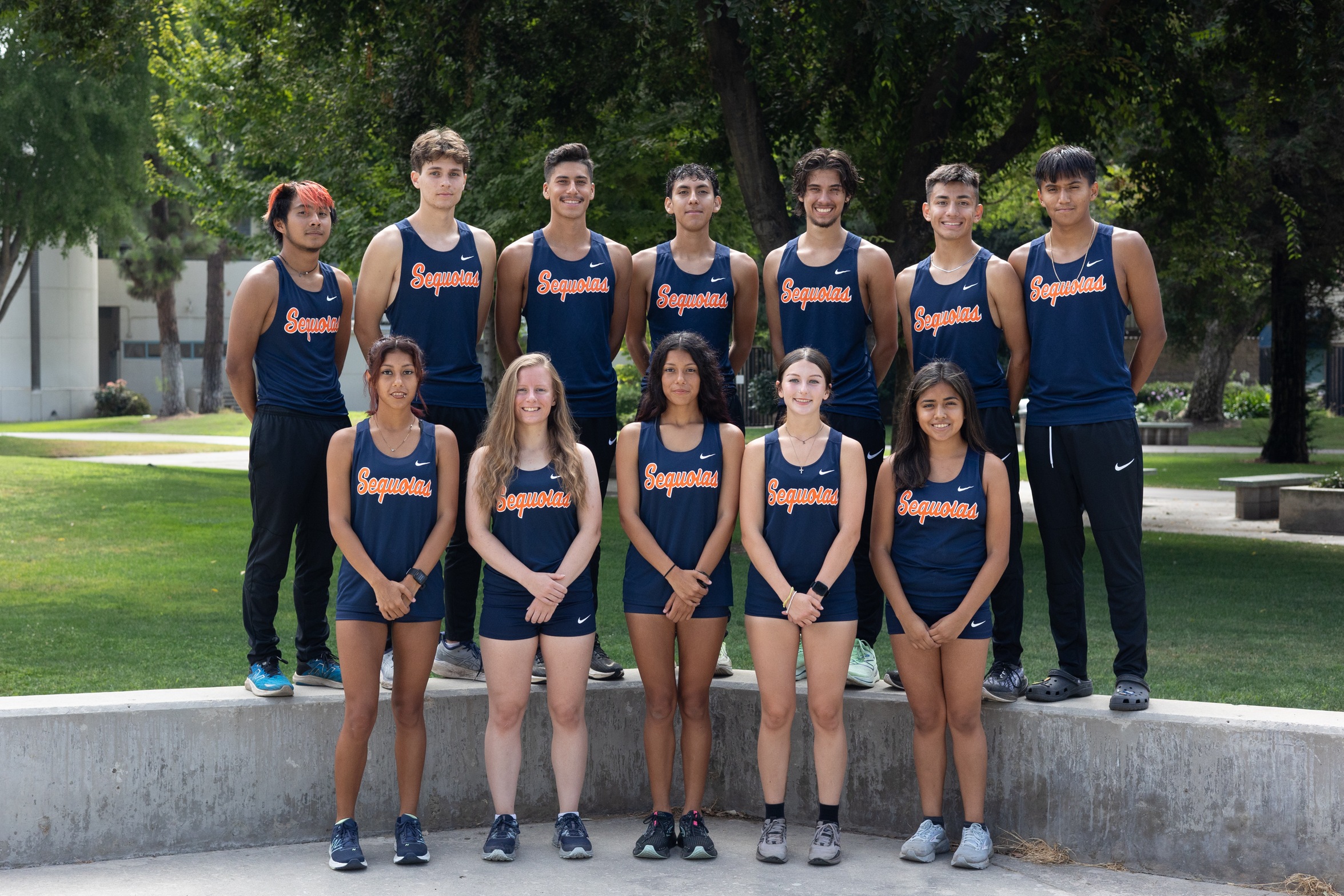 Giants Open With Oxnard Invitational